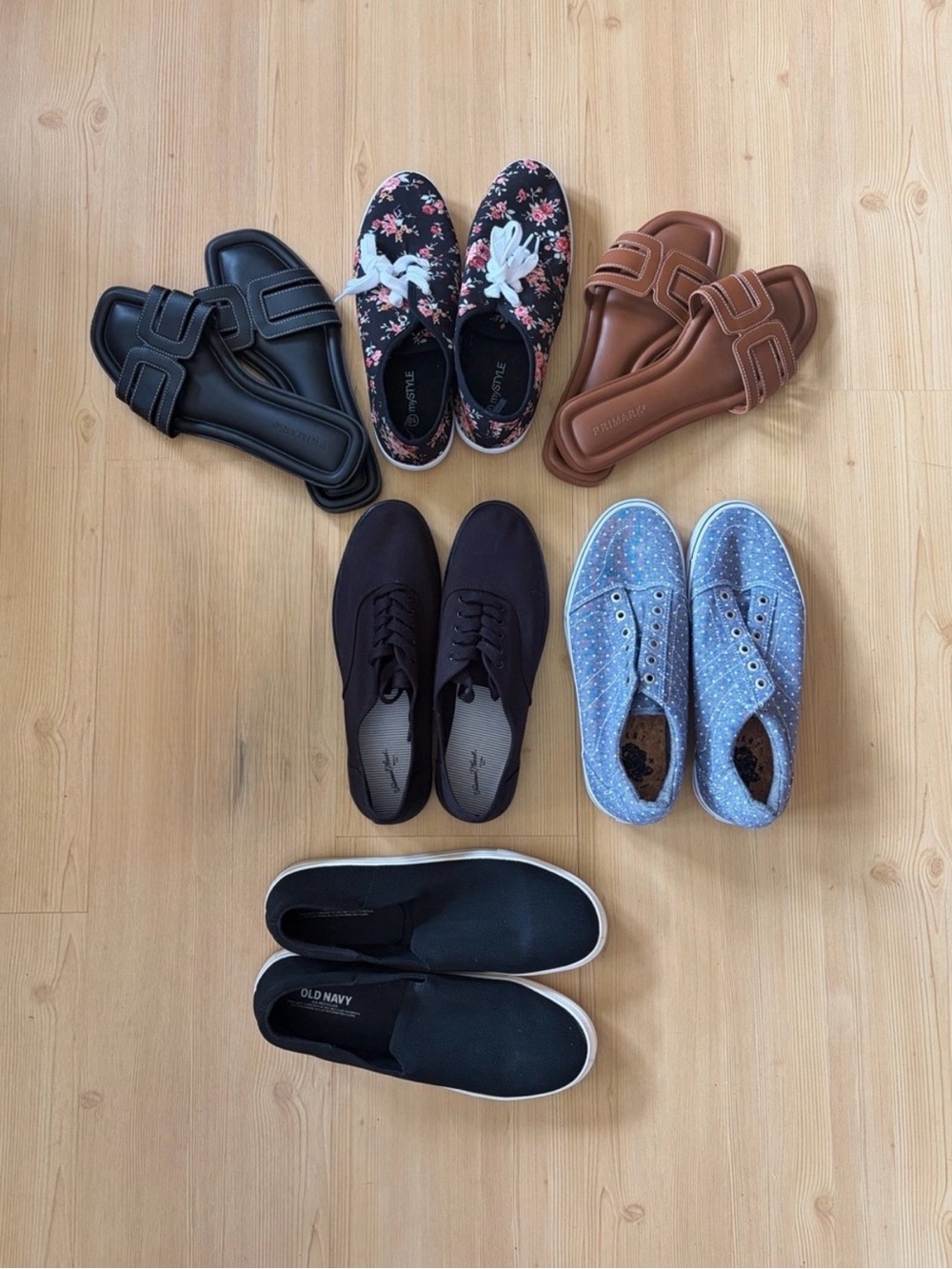 6 pairs of New Shoes, Size 10